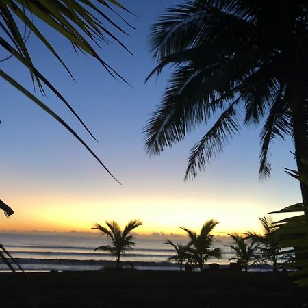 North Shore Surf Camp Hotel Baler Exterior foto